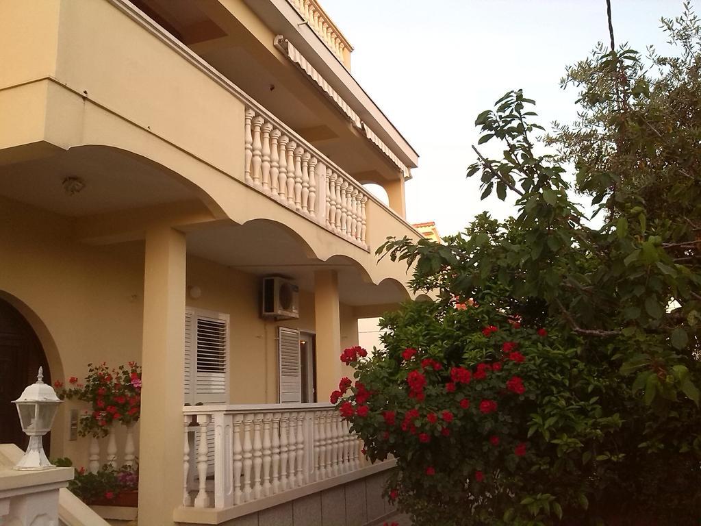 Apartments Branko Zára Kültér fotó