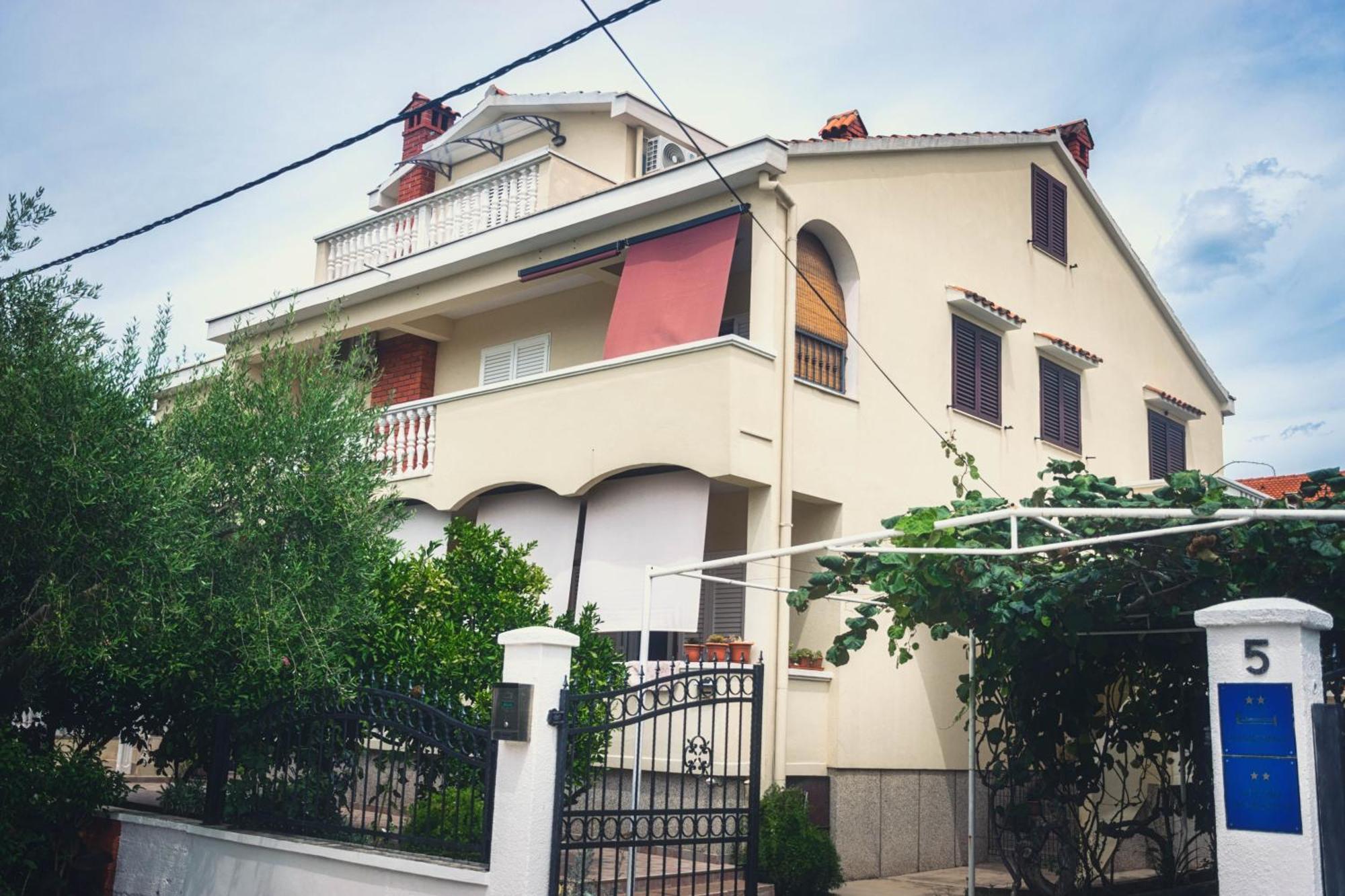 Apartments Branko Zára Kültér fotó